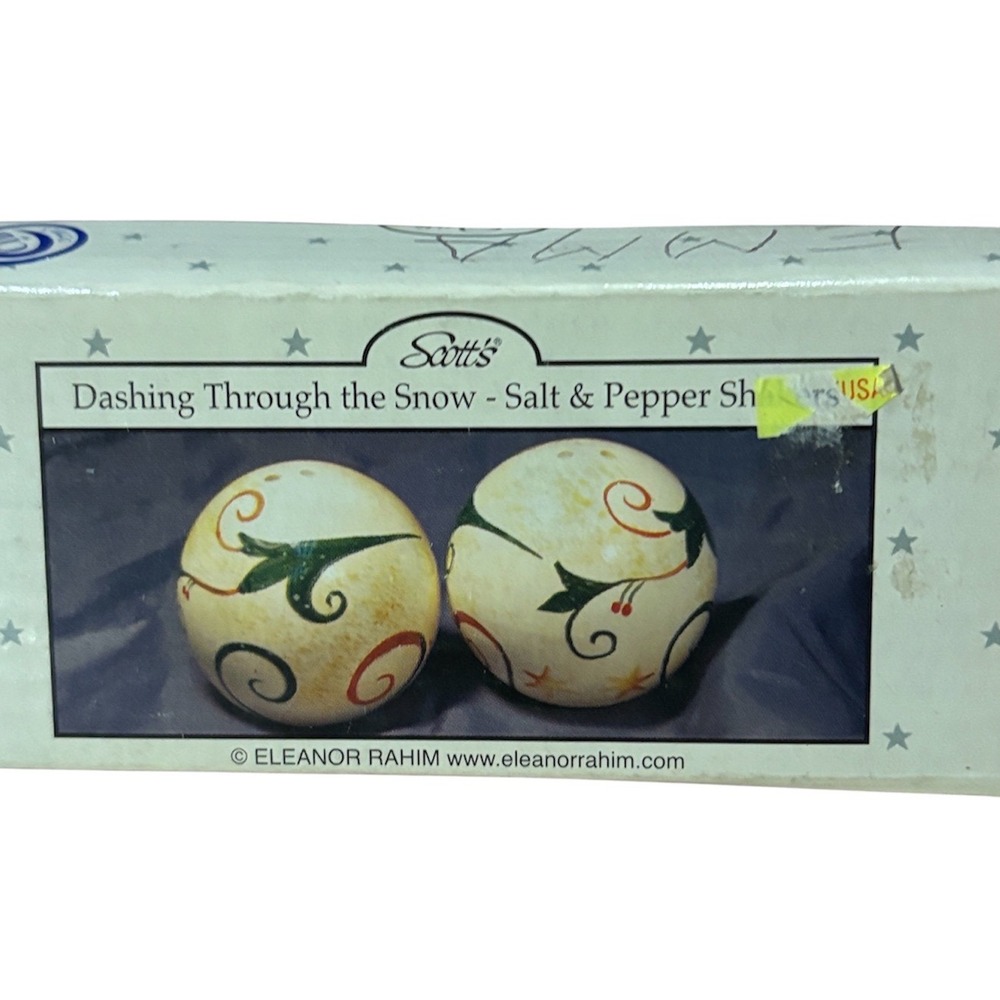 Vtg Eleanor Rahim Scott's Dashing Through the Snow Salt and Pepper Shakers Set